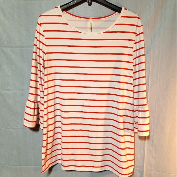 Lime n Chili EUC Bell Sleeved Tunic Top, Size Large, Super Soft! - Picture 1 of 5